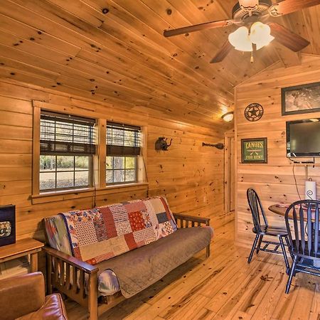Rural Cabin Hideaway With Fire Pit And Mtn Views! Parsons Экстерьер фото